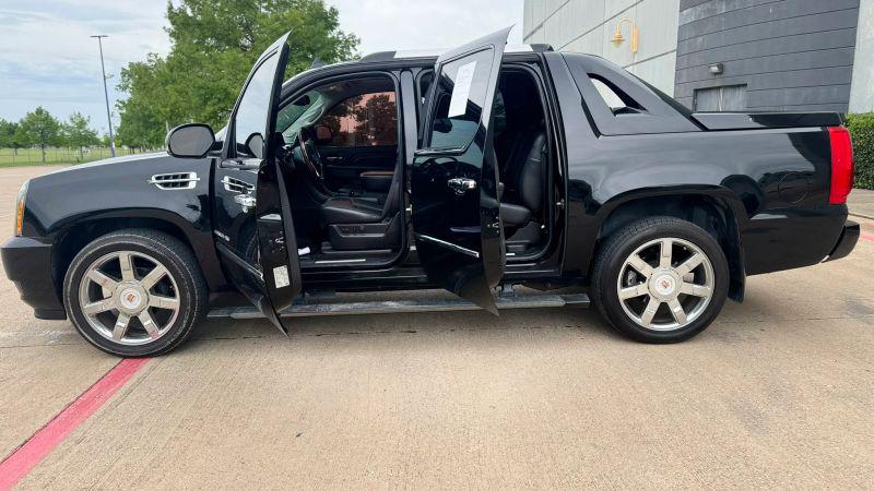 2013 Cadillac Escalade EXT Premium