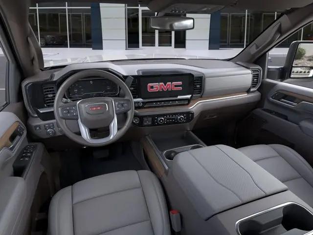 2026 GMC Sierra 2500HD Crew Cab, Standard Bed, SLT, 4WD