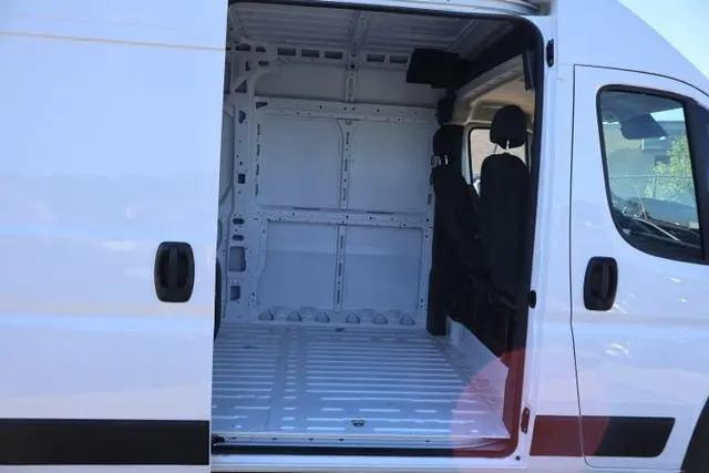 2026 Ram ProMaster 2500 Cargo Van Tradesman High Roof 159 WB w/Pass Seat