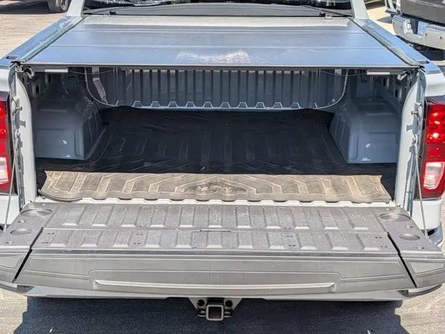 2024 GMC Sierra 1500 4WD Crew Cab Short Box Elevation with 3VL