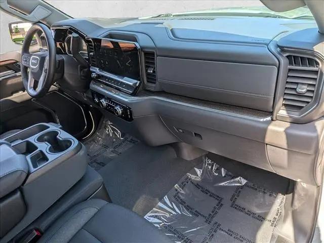 2024 GMC Sierra 1500 4WD Crew Cab Short Box Elevation with 3VL