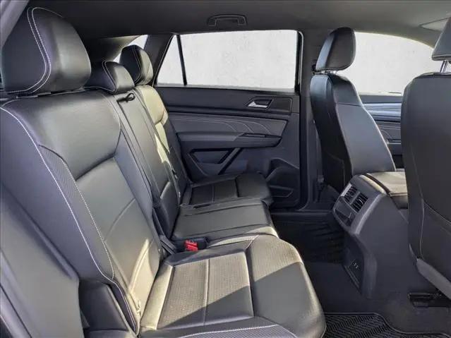 2022 Volkswagen Atlas Cross Sport 3.6L V6 SE w/Technology