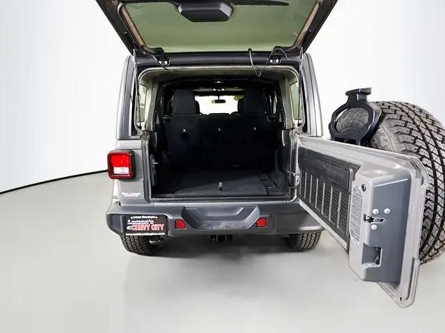 2019 Jeep Wrangler Unlimited Sahara 4x4