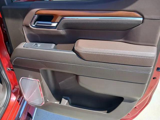 2023 GMC Sierra 1500 4WD Crew Cab Standard Box Denali