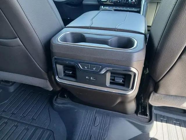 2023 GMC Sierra 1500 4WD Crew Cab Standard Box Denali