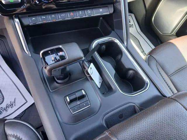 2023 GMC Sierra 1500 4WD Crew Cab Standard Box Denali