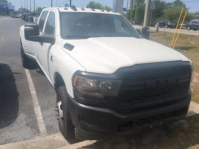 2023 Ram 3500 Tradesman Crew Cab 4x4 8' Box for sale in Hinesville, GA