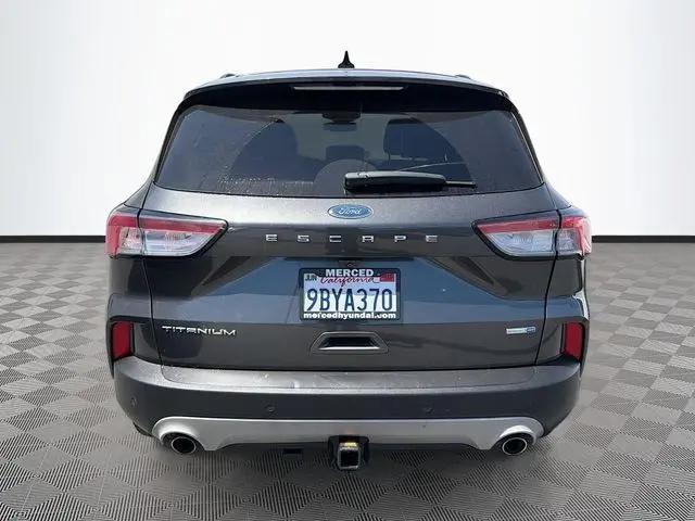 2020 Ford Escape Titanium