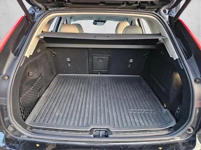 2019 Volvo XC60 T5 Momentum