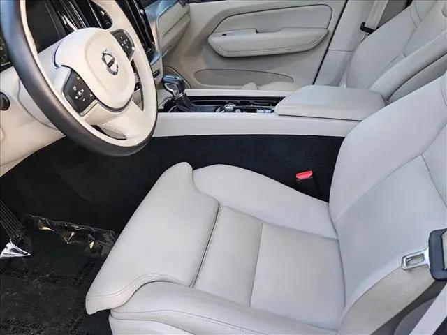 2019 Volvo XC60 T5 Momentum