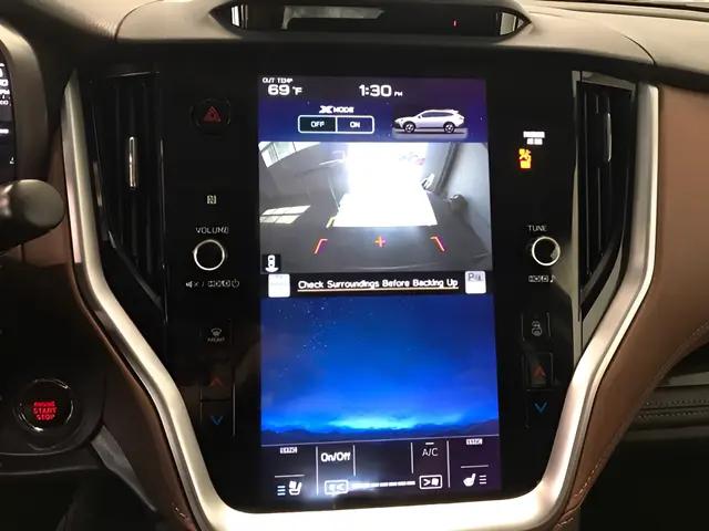 2021 Subaru Outback Touring XT
