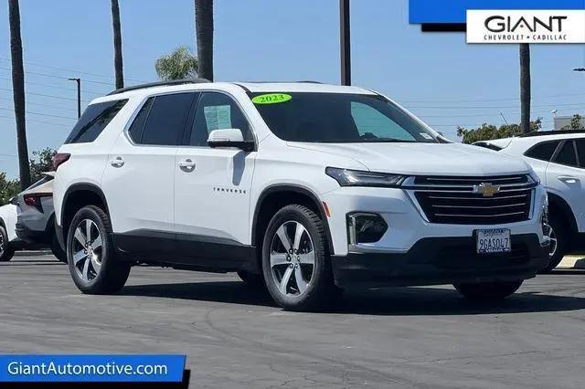 2023 Chevrolet Traverse FWD LT Leather for sale in Visalia, CA