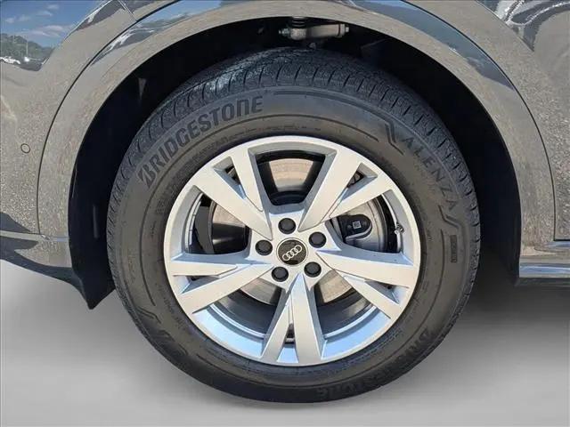 2025 Audi Q5 Premium TFSI quattro S tronic