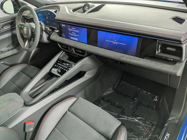 2026 Porsche Macan Electric GTS