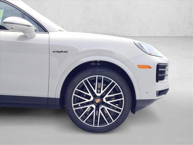 2026 Porsche Cayenne E-Hybrid