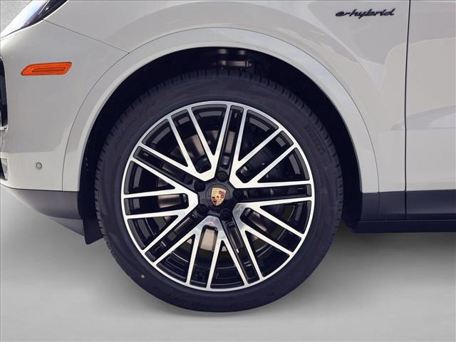 2026 Porsche Cayenne E-Hybrid