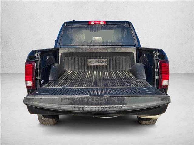 2024 Ram 1500 Classic Warlock Crew Cab 4x2 5'7" Box