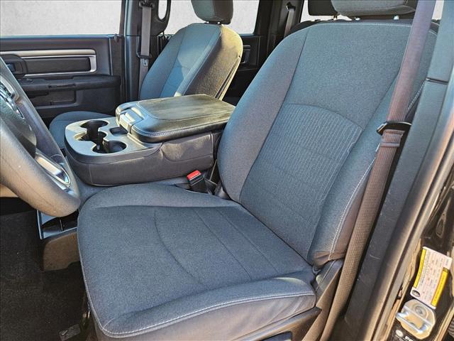 2024 Ram 1500 Classic Warlock Crew Cab 4x2 5'7" Box