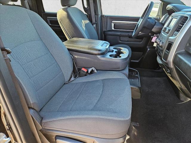 2024 Ram 1500 Classic Warlock Crew Cab 4x2 5'7" Box