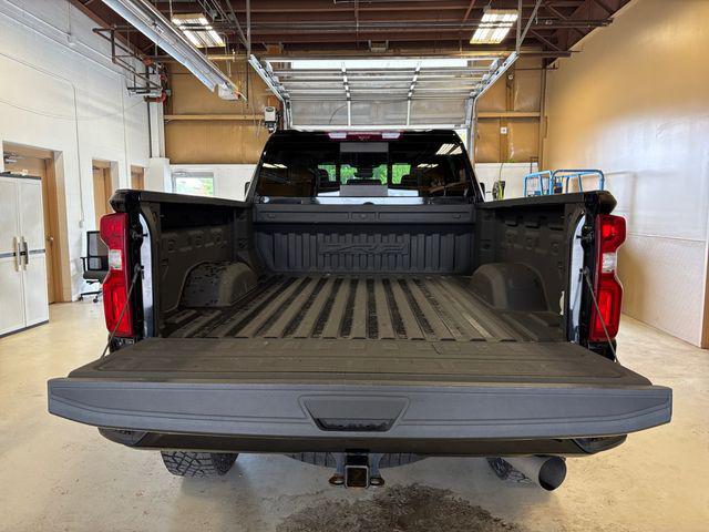 2024 Chevrolet Silverado 2500HD 4WD Crew Cab Standard Bed ZR2