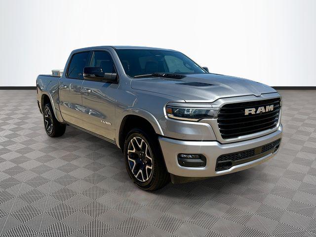 2025 RAM 1500 Laramie 4x4 Crew Cab 5'7's photo
