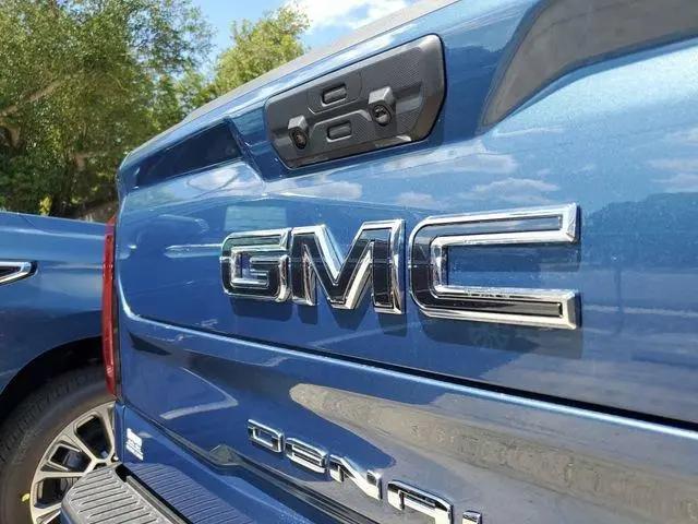 2026 GMC Sierra 1500 Crew Cab, Short Bed, Denali Ultimate, 4WD