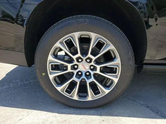 2026 GMC Yukon XL 4WD Denali
