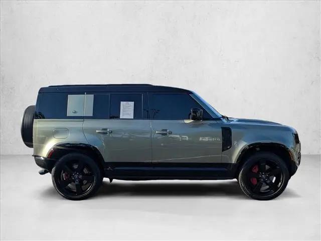 2022 Land Rover Defender 110 X-Dynamic HSE