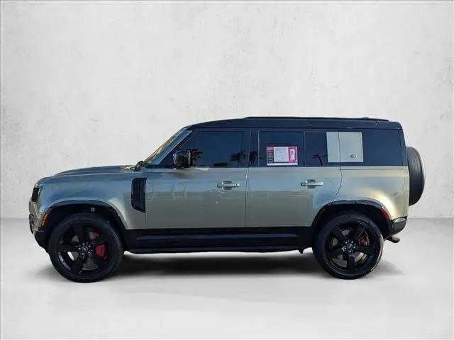 2022 Land Rover Defender 110 X-Dynamic HSE