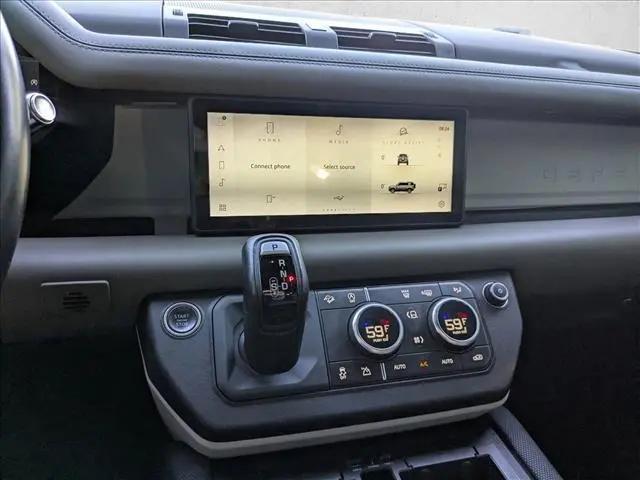 2022 Land Rover Defender 110 X-Dynamic HSE