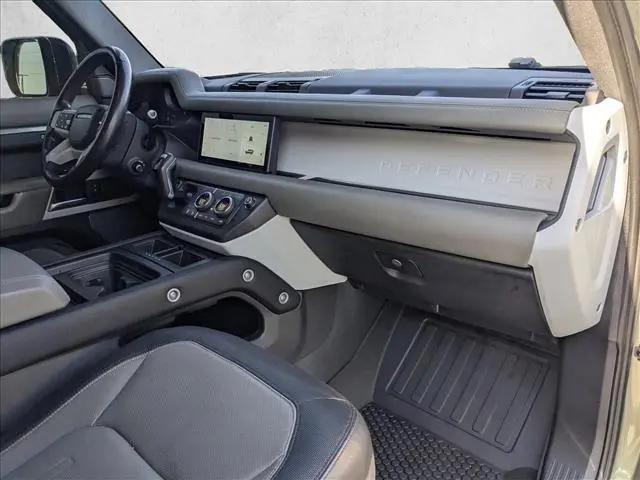 2022 Land Rover Defender 110 X-Dynamic HSE