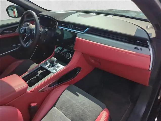 2024 Jaguar F-PACE SVR P550 AWD Automatic