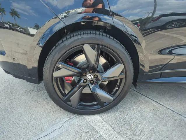 2024 Jaguar F-PACE SVR P550 AWD Automatic