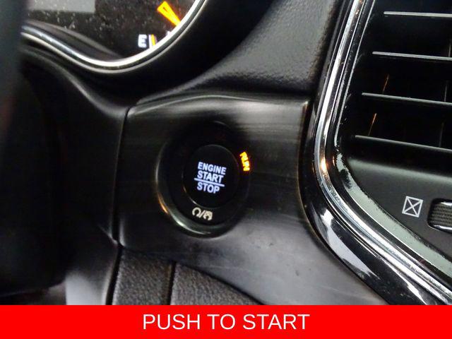 2022 Jeep Grand Cherokee Laredo X 4x4