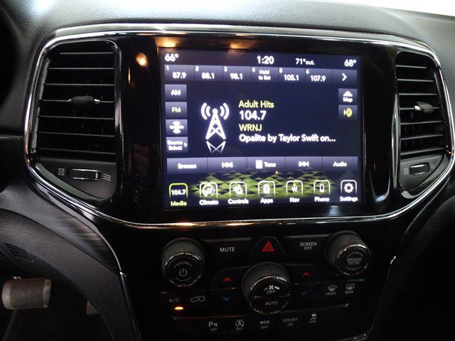 2022 Jeep Grand Cherokee Laredo X 4x4