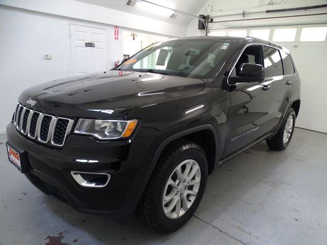 2022 Jeep Grand Cherokee Laredo X 4x4