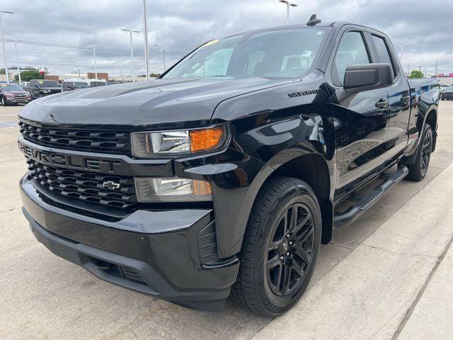 2020 Chevrolet Silverado 1500 4WD Double Cab Standard Bed Custom