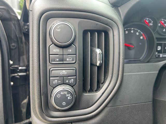 2020 Chevrolet Silverado 1500 4WD Double Cab Standard Bed Custom
