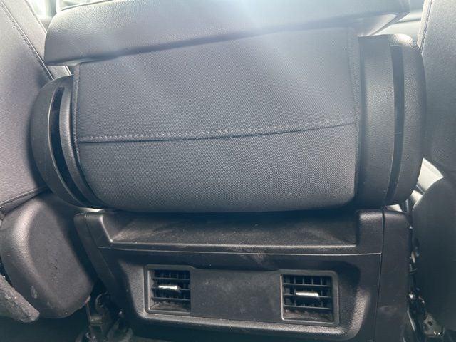 2020 Chevrolet Silverado 1500 4WD Double Cab Standard Bed Custom
