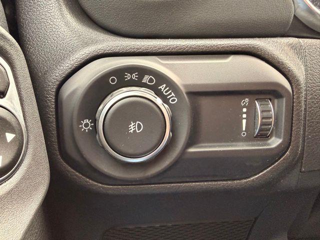 2023 Jeep Wrangler 4-Door Sahara 4x4