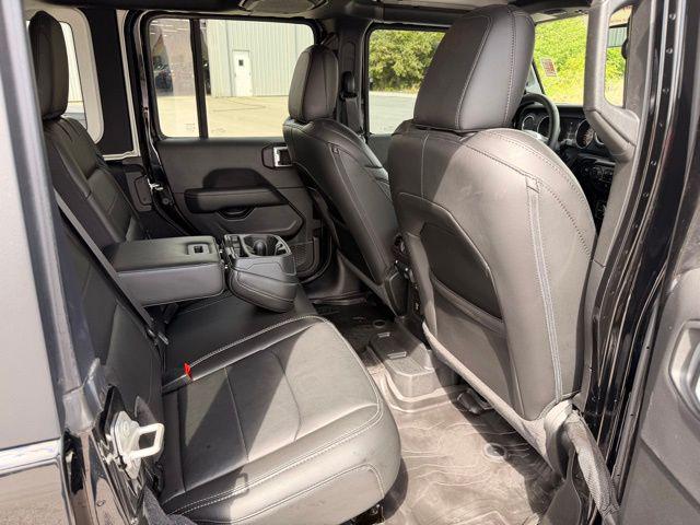 2023 Jeep Wrangler 4-Door Sahara 4x4