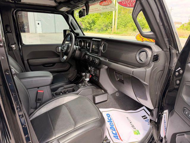 2023 Jeep Wrangler 4-Door Sahara 4x4
