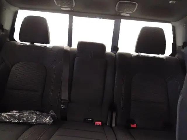2026 Ram 1500 Big Horn Crew Cab 4x4 64 Box