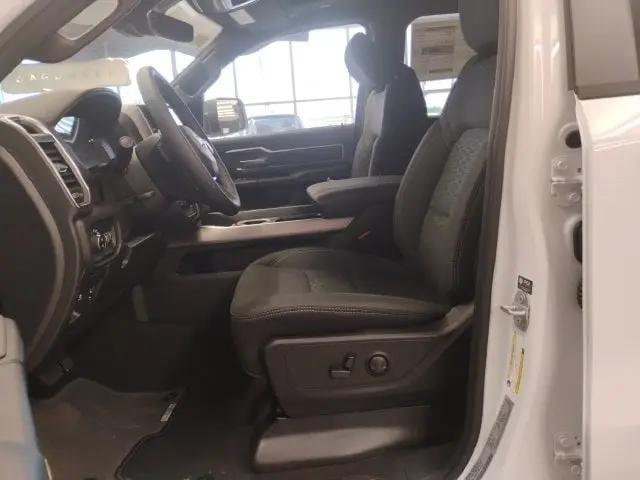 2026 Ram 1500 Big Horn Crew Cab 4x4 64 Box