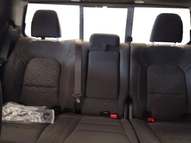 2026 Ram 1500 Big Horn Crew Cab 4x4 64 Box