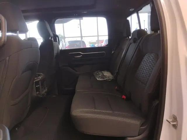 2026 Ram 1500 Big Horn Crew Cab 4x4 64 Box