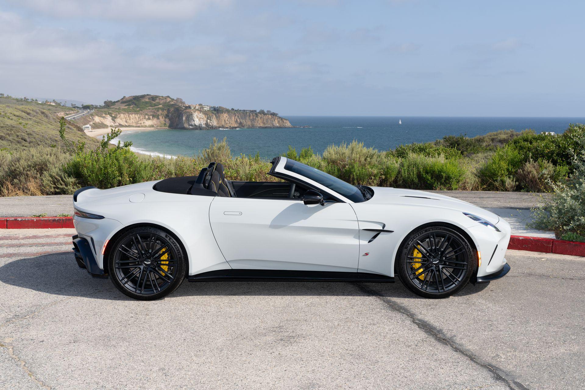 Aston Martin 2026 Vantage S