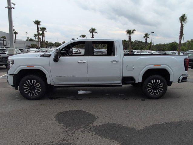 2026 GMC Sierra 2500HD Crew Cab, Standard Bed, Denali Ultimate, 4WD