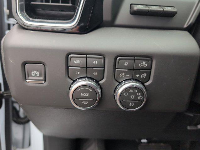 2026 GMC Sierra 2500HD Crew Cab, Standard Bed, Denali Ultimate, 4WD