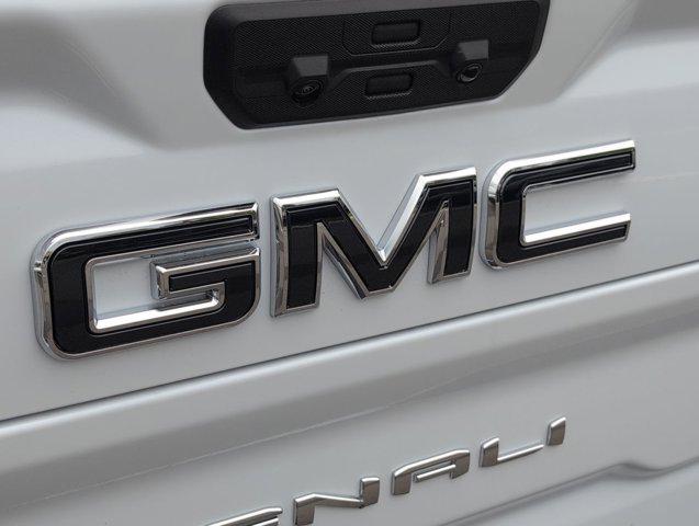2026 GMC Sierra 2500HD Crew Cab, Standard Bed, Denali Ultimate, 4WD